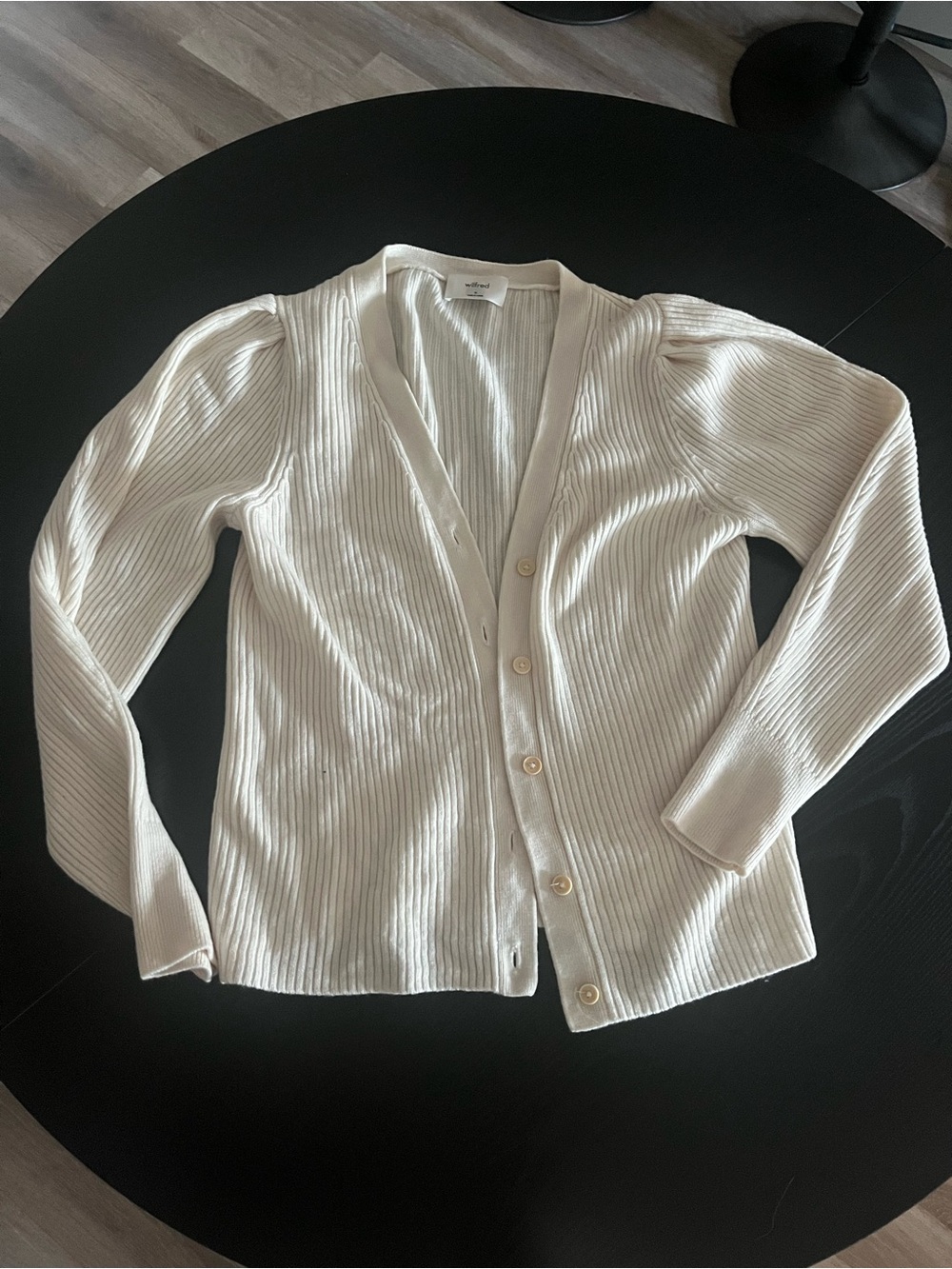 Wilfred Ivory Ribbed V‑Neck Button Cardigan